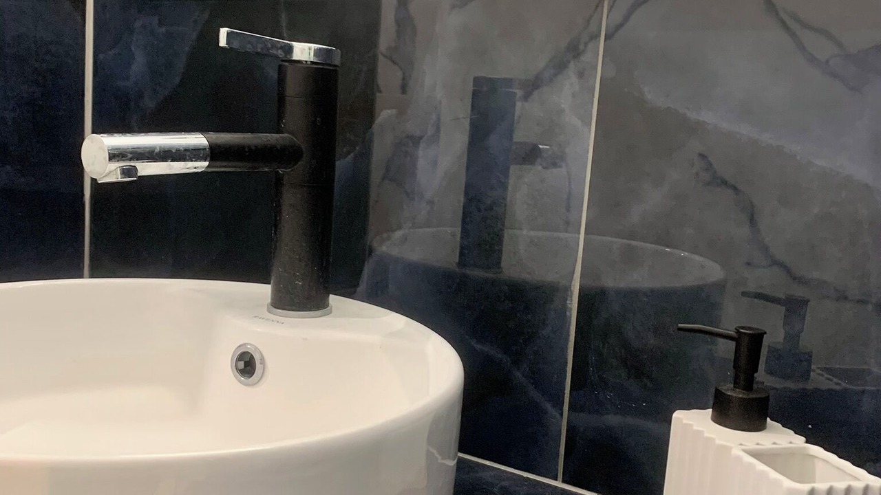 Photo of Bathroom in Mets