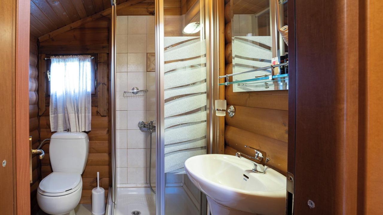 Photo of Bathroom in Karpenisi