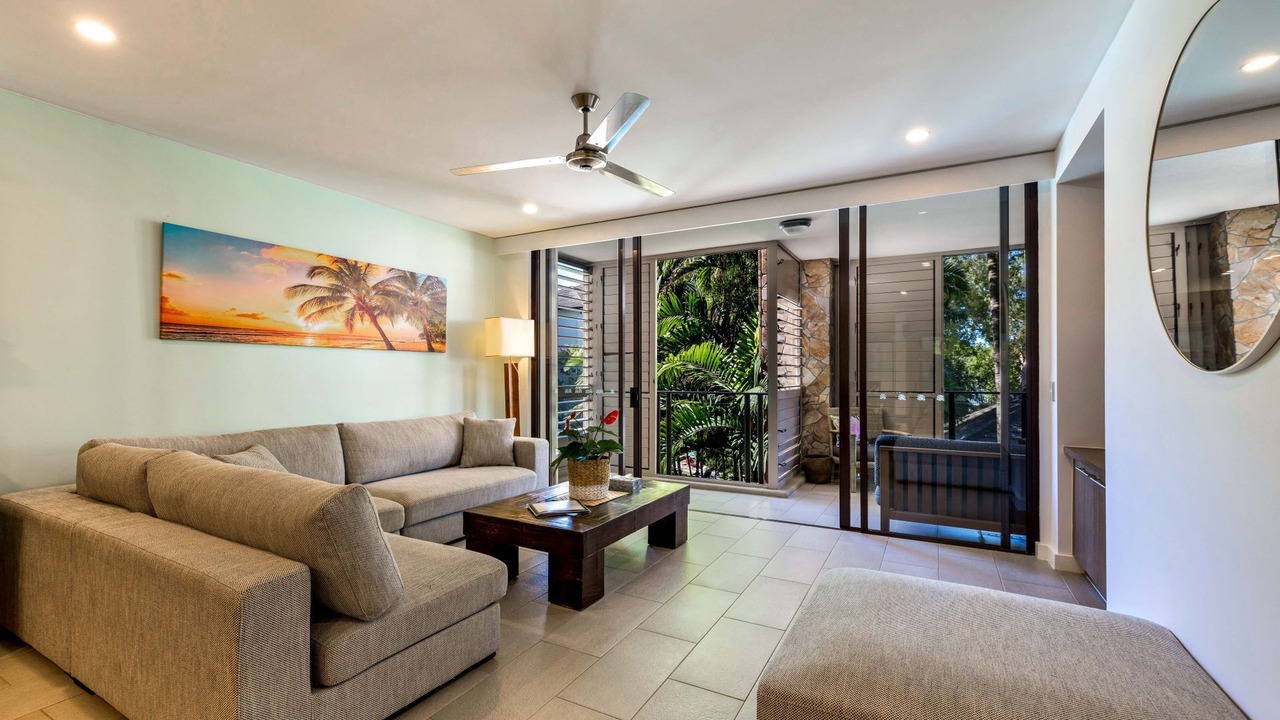 Photo of Livingroom in Palm Cove