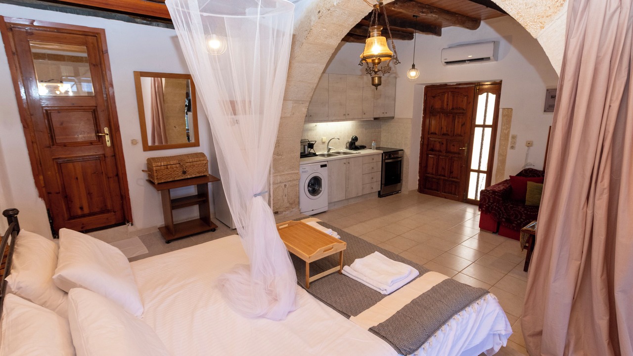 Photo of Bedroom in Maroulas