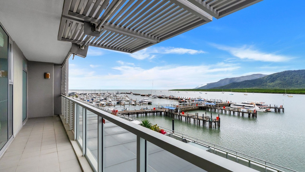Photo of Patio Balcony in Cairns Central Business District