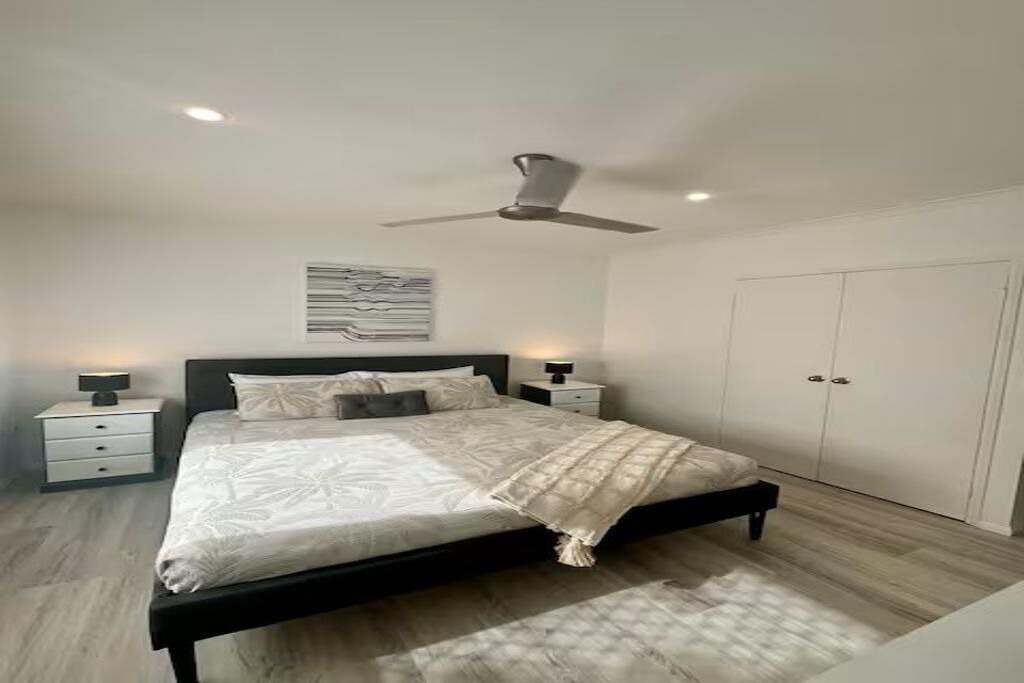 Photo of Bedroom in Trinity Beach