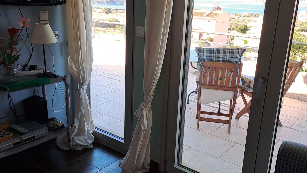 Photo of Livingroom in Charakas