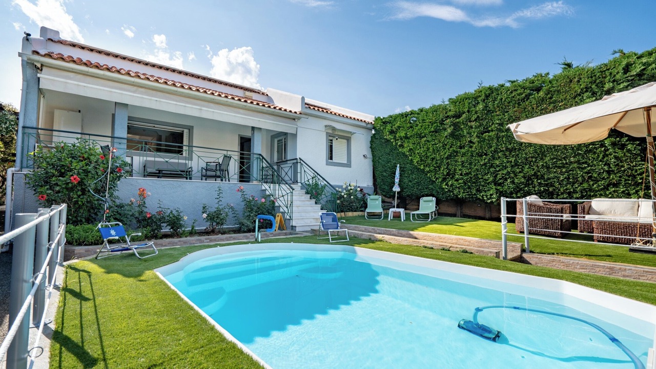 Photo of Outdoor in Saronikos