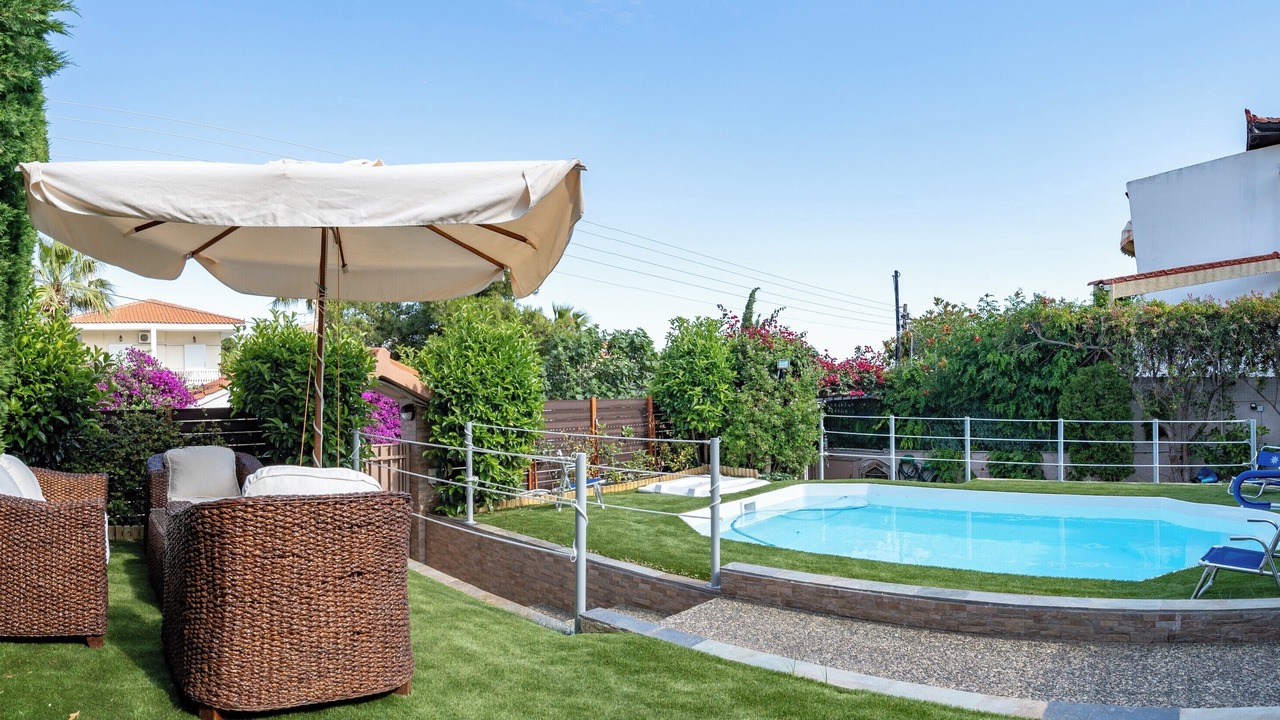 Photo of Outdoor in Saronikos