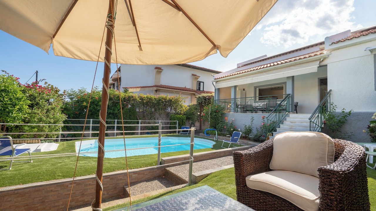 Photo of Outdoor in Saronikos