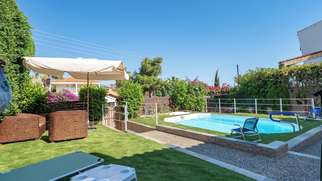 Photo of Outdoor in Saronikos