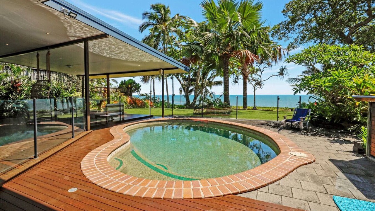 Photo of Outdoor in Holloways Beach