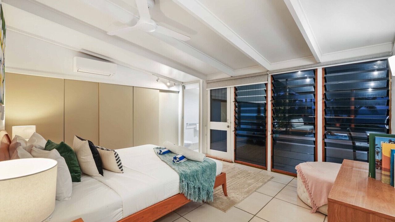Photo of Bedroom in Holloways Beach