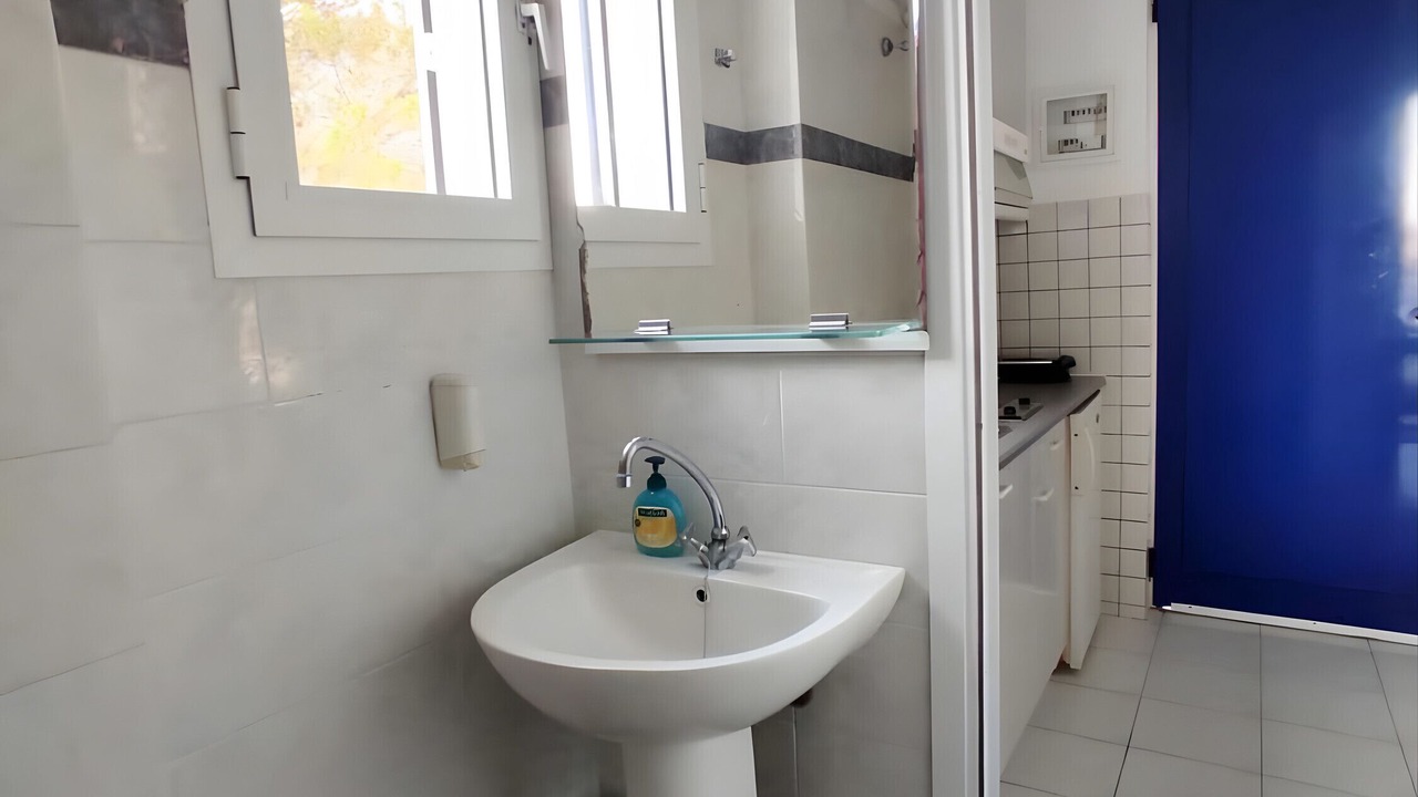 Photo of Bathroom in Kipri