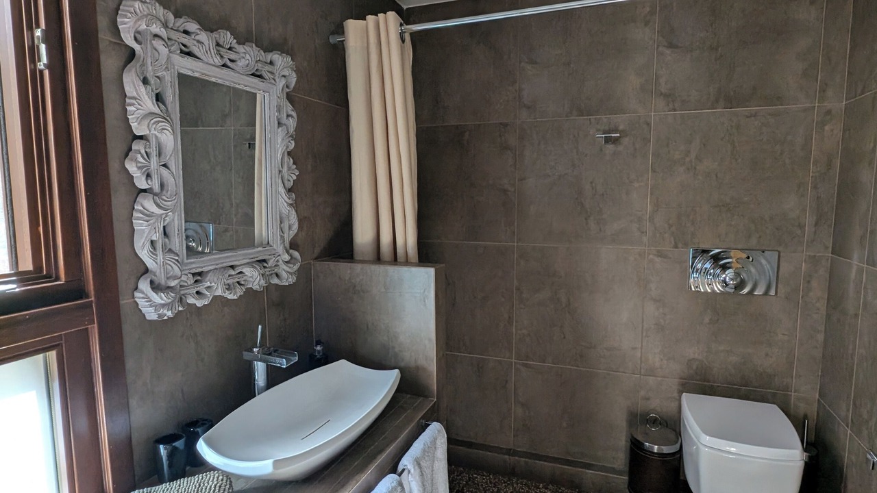 Photo of Bathroom in Akrata