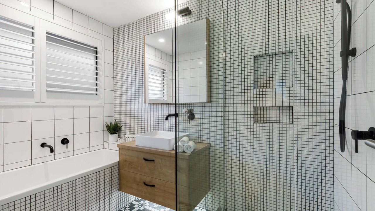 Photo of Bathroom in Warana