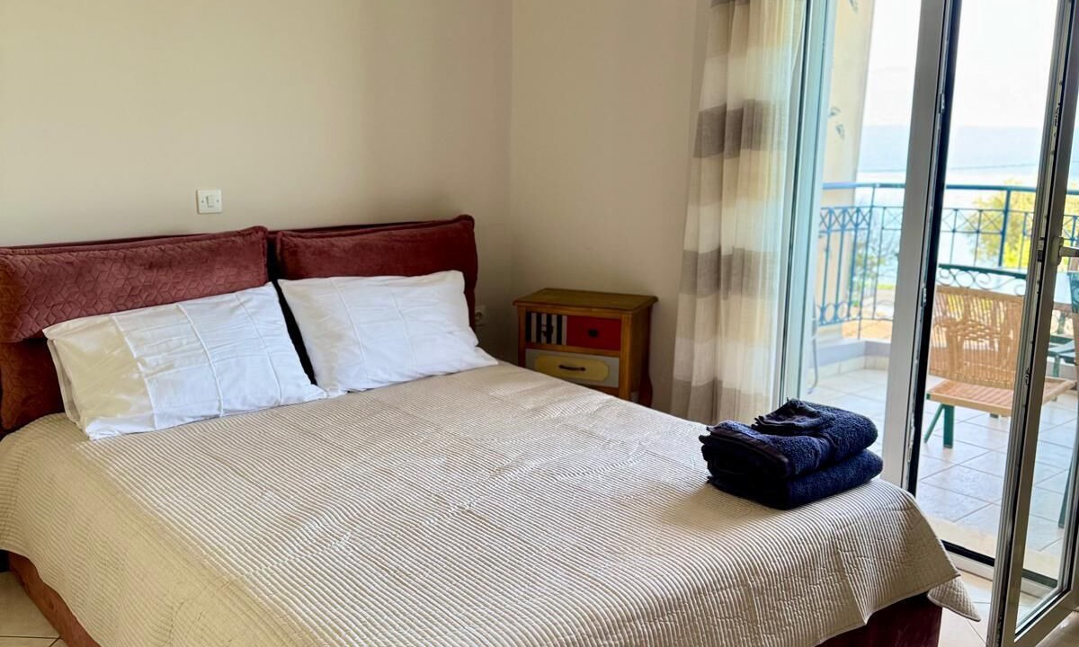 Photo of Bedroom in Kamena Vourla