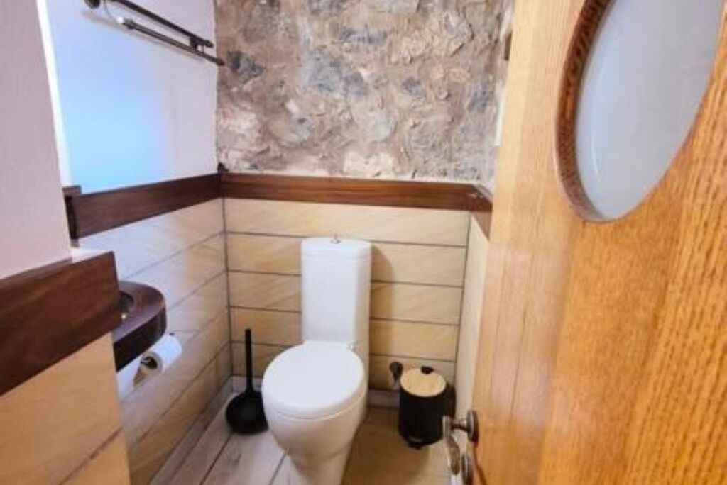 Photo of Bathroom in Monemvasia