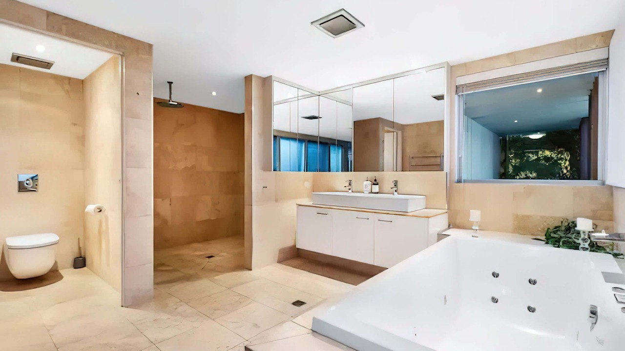 Photo of Bathroom in Pelican Waters