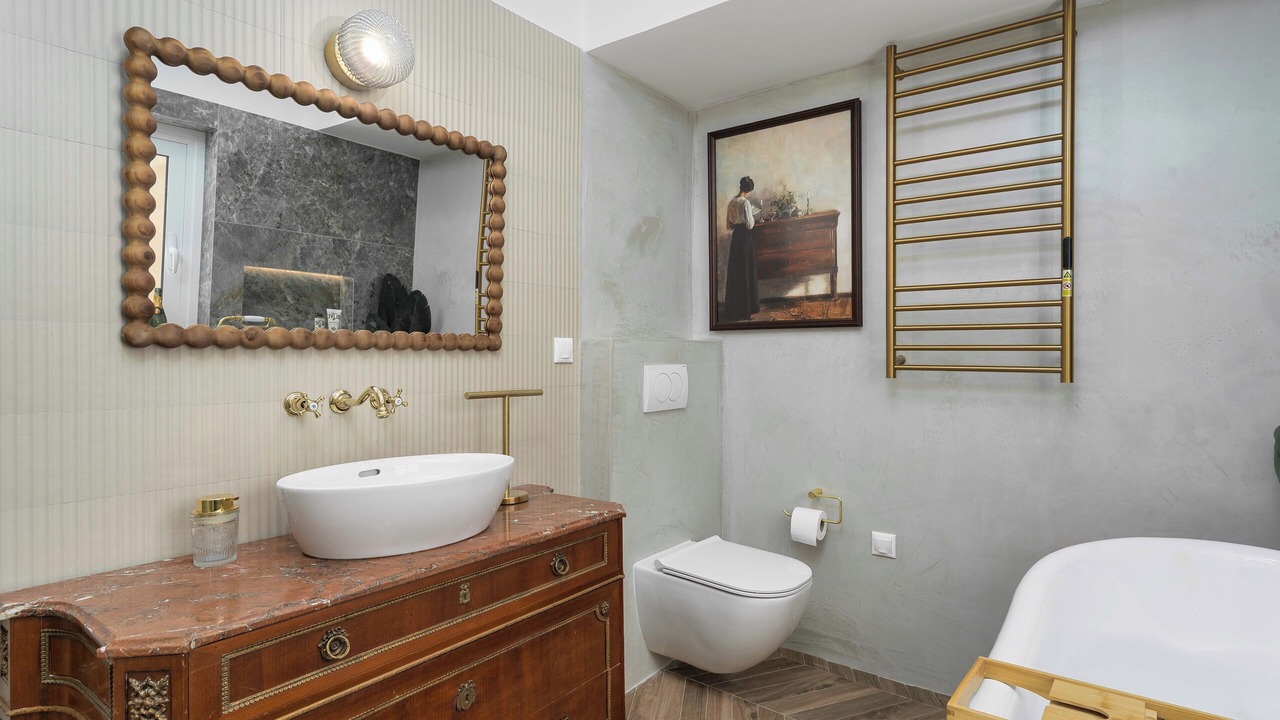 Photo of Bathroom in Exarhia