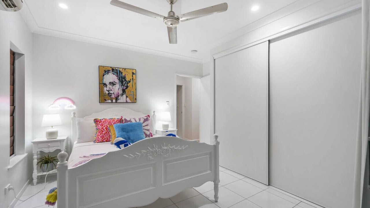 Photo of Bedroom in Trinity Beach