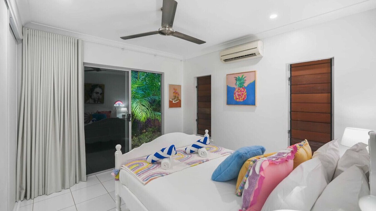Photo of Bedroom in Trinity Beach