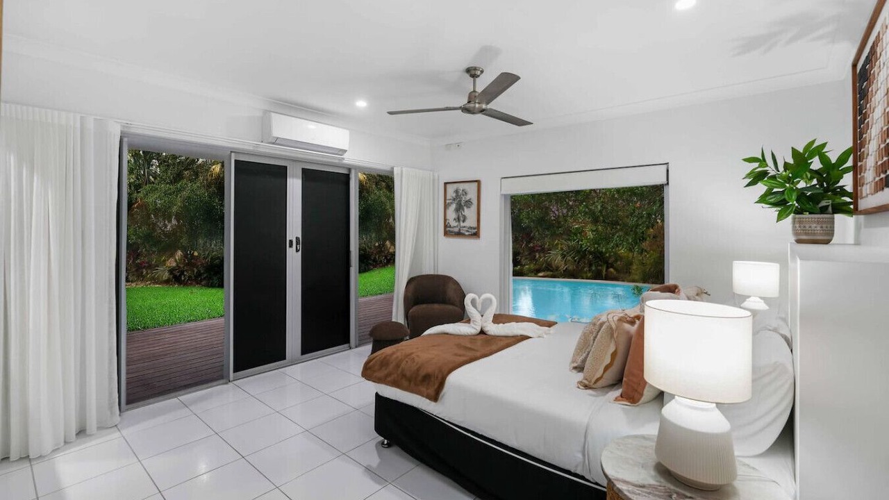 Photo of Bedroom in Trinity Beach