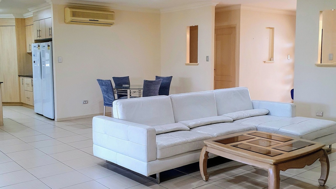 Photo of Livingroom in Eli Waters