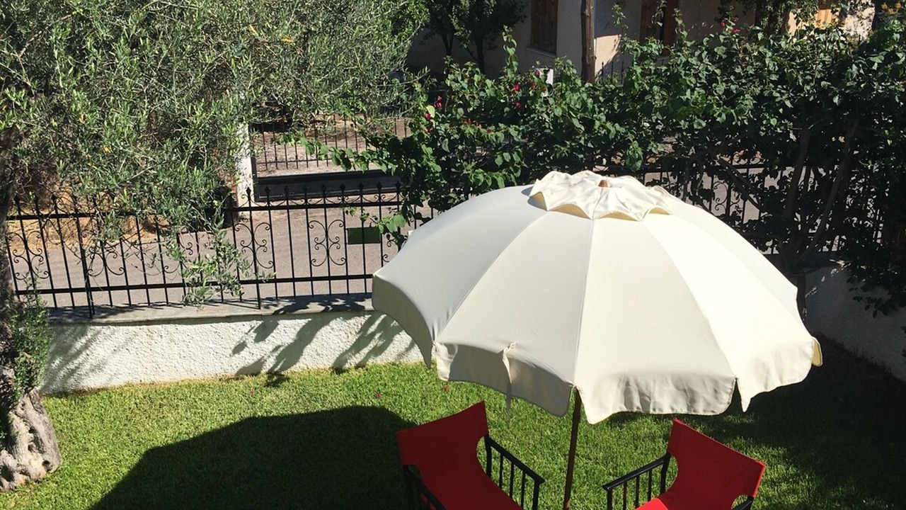 Photo of Patio Balcony in Lampiri