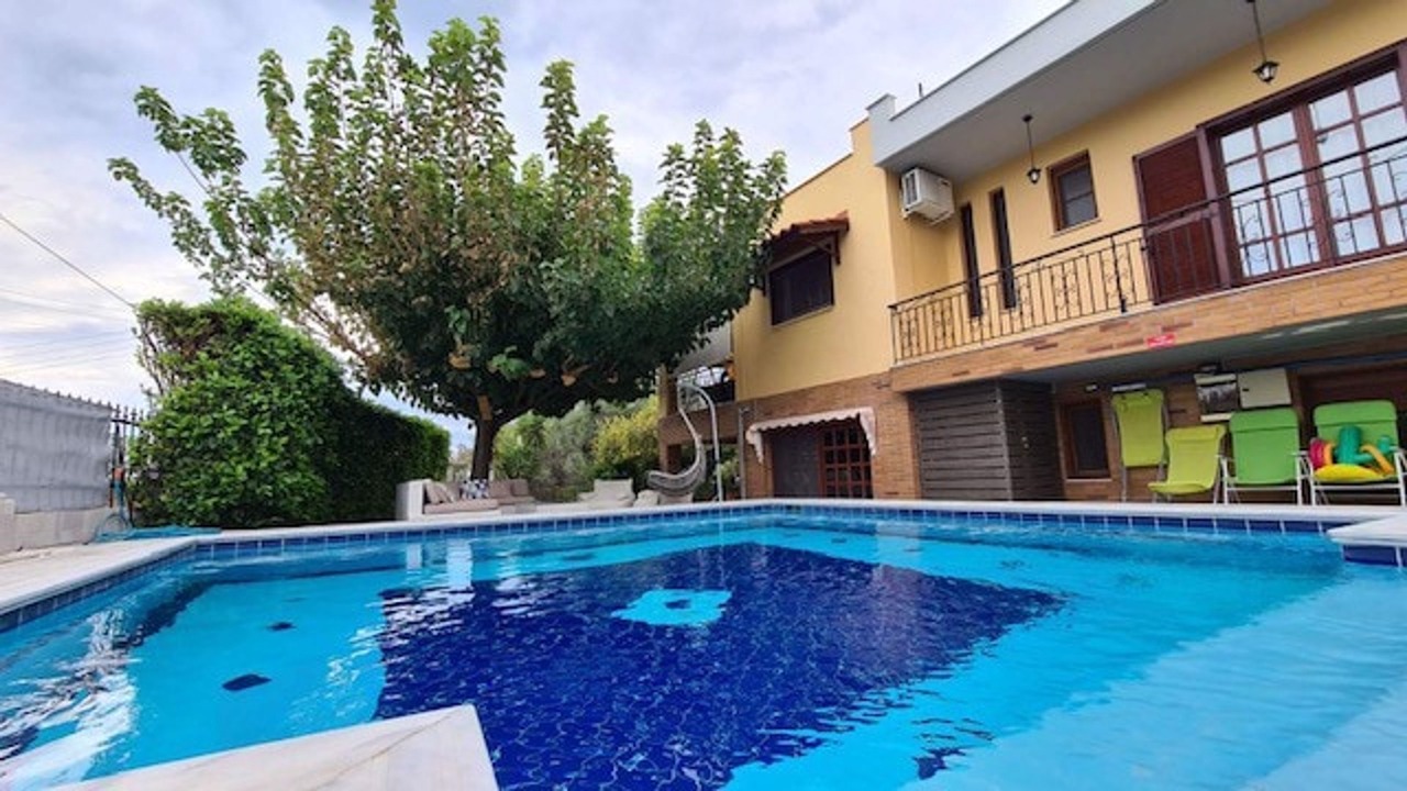 Photo of Outdoor in Lampiri