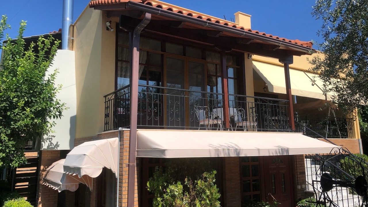 Photo of Outdoor in Lampiri