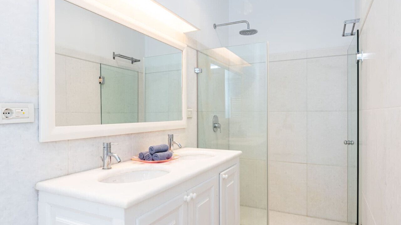 Photo of Bathroom in Hydra