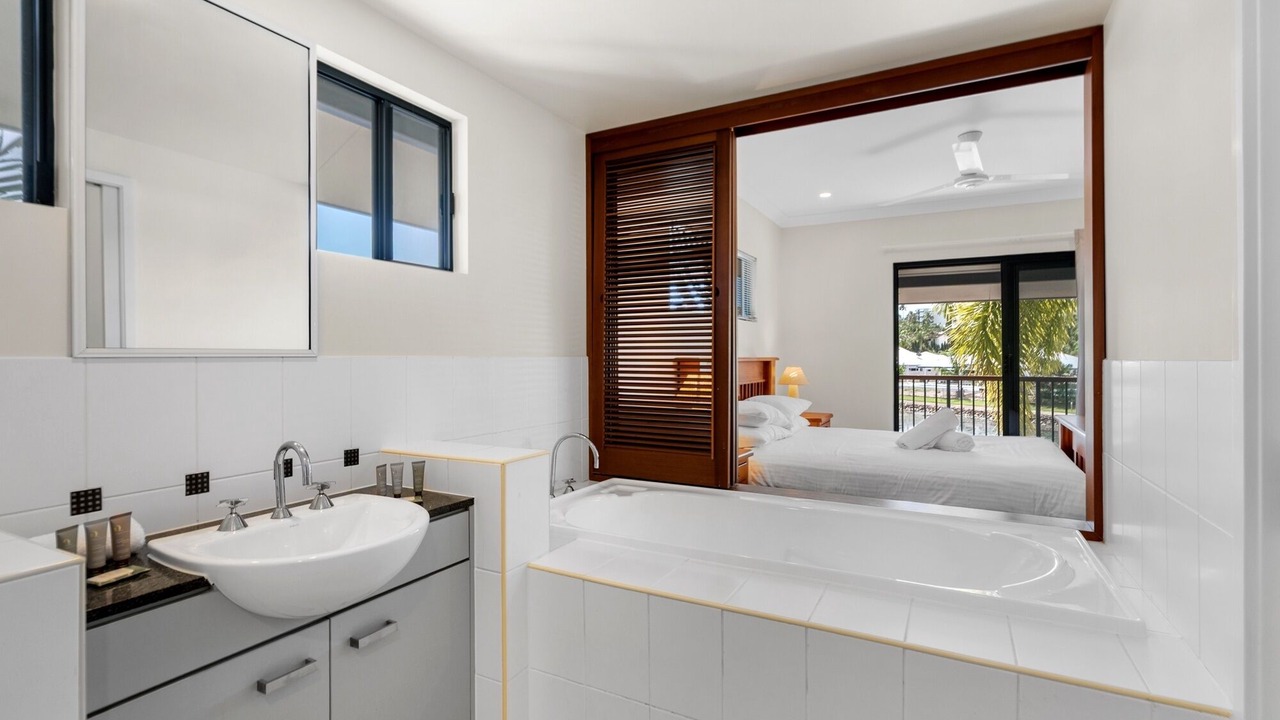 Photo of Bathroom in Trinity Beach