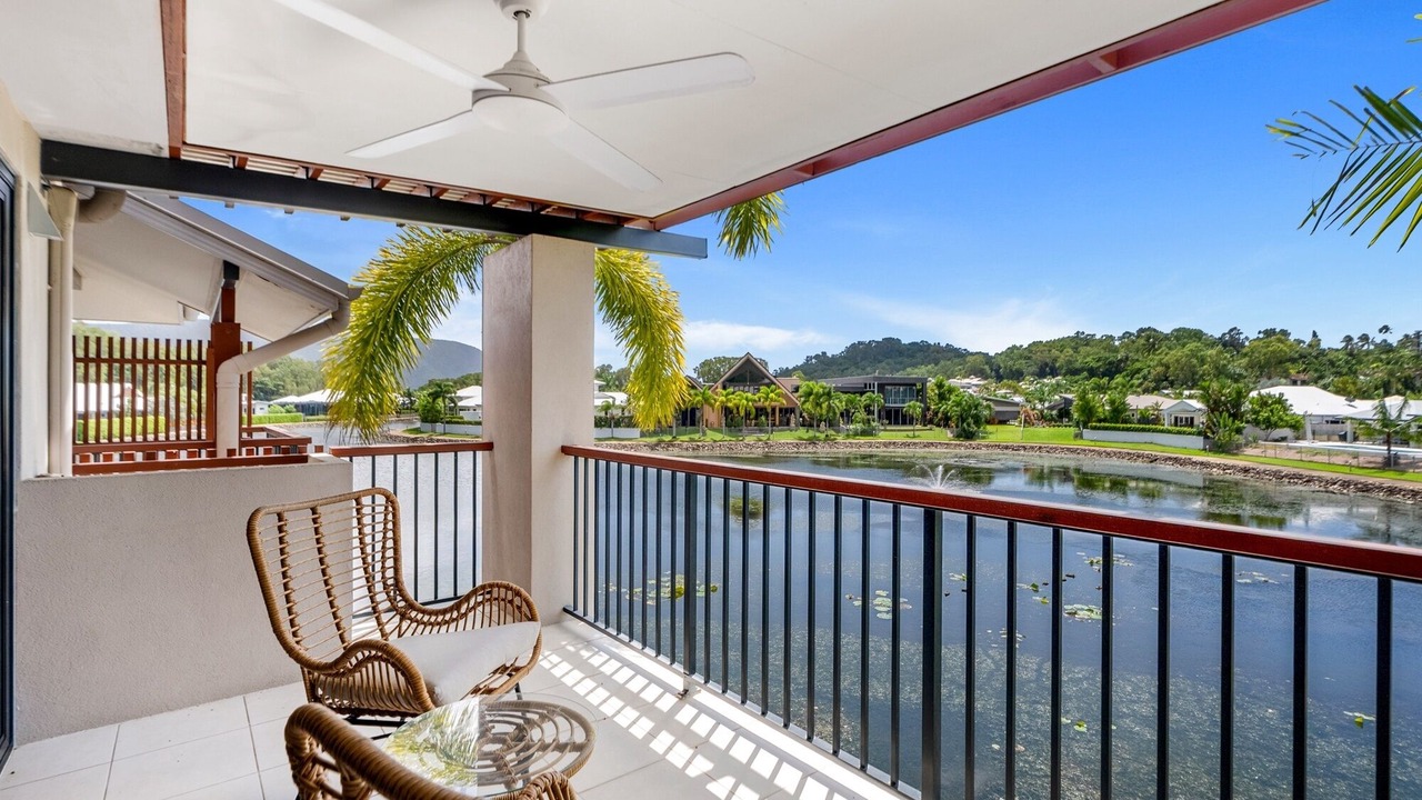 Photo of Patio Balcony in Trinity Beach