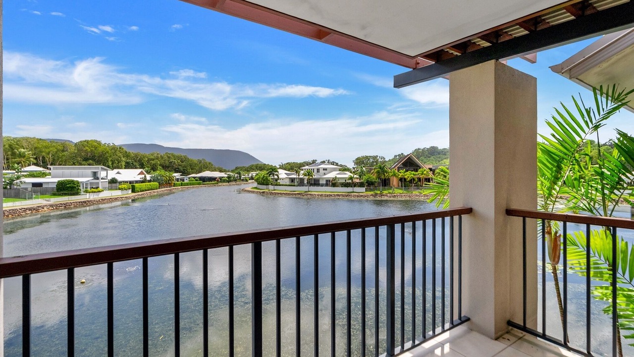 Photo of Patio Balcony in Trinity Beach