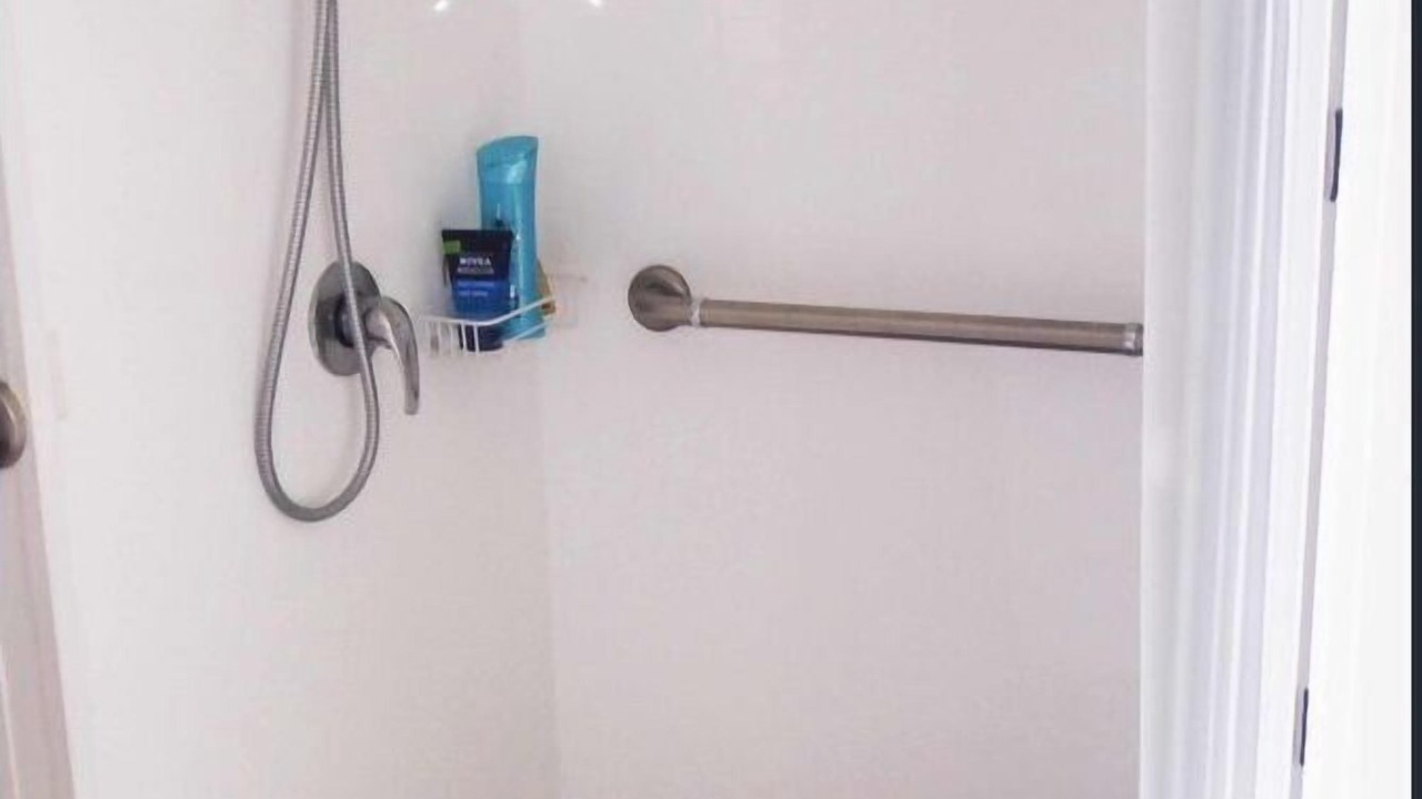 Photo of Bathroom in Kuttabul