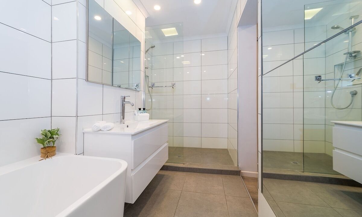 Photo of Bathroom in Pialba