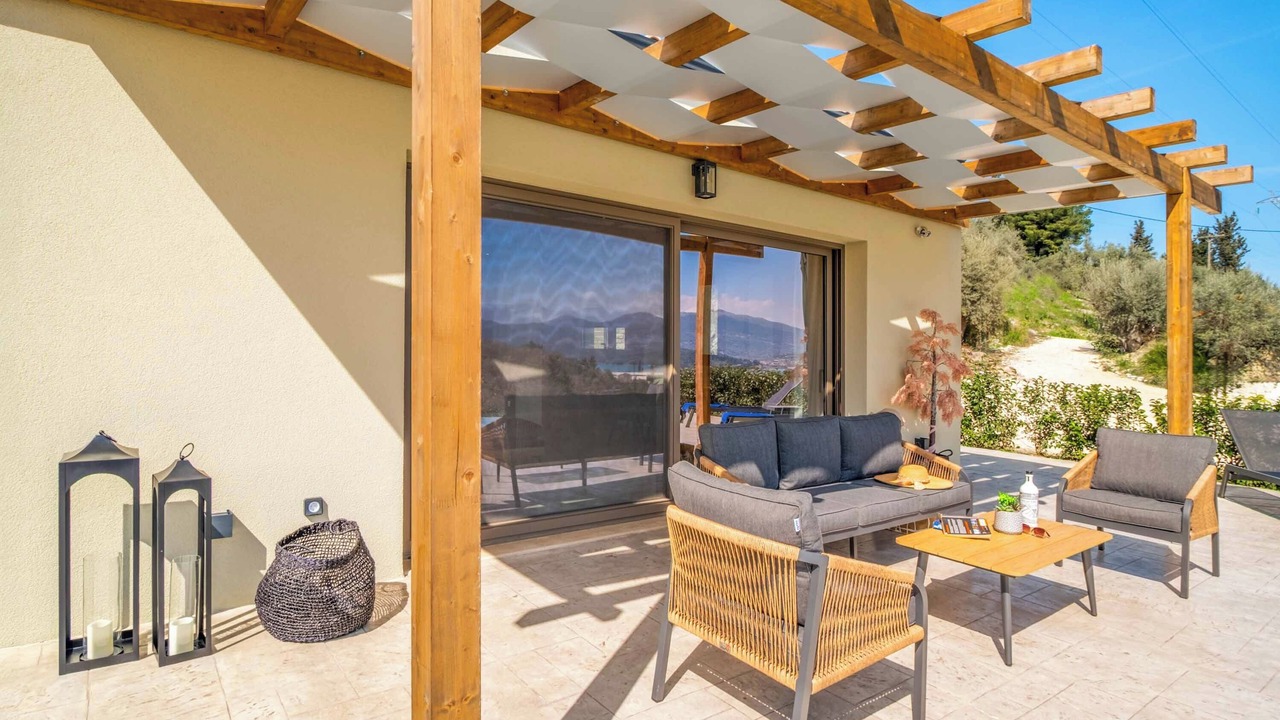 Photo of Patio Balcony in Kariotai