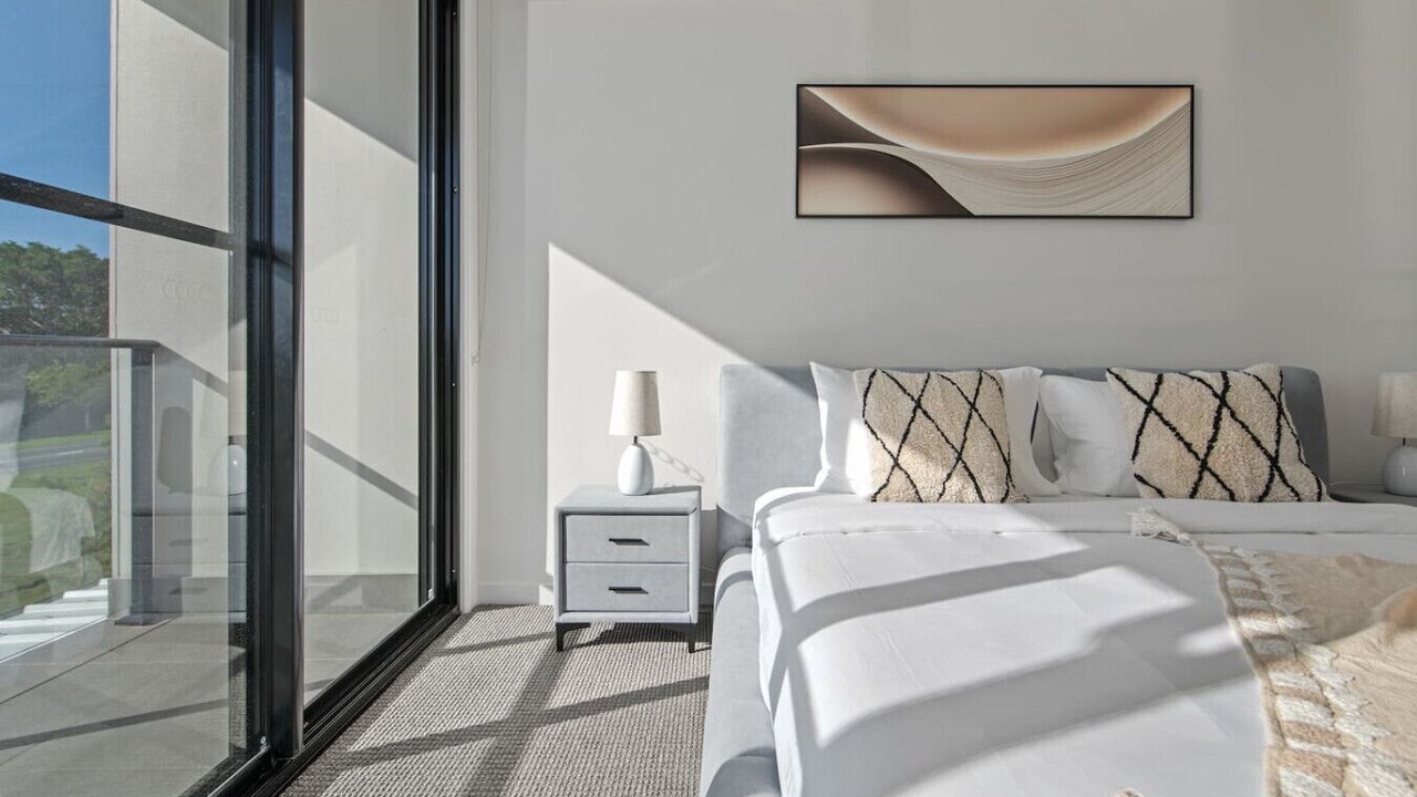 Photo of Bedroom in Helensvale