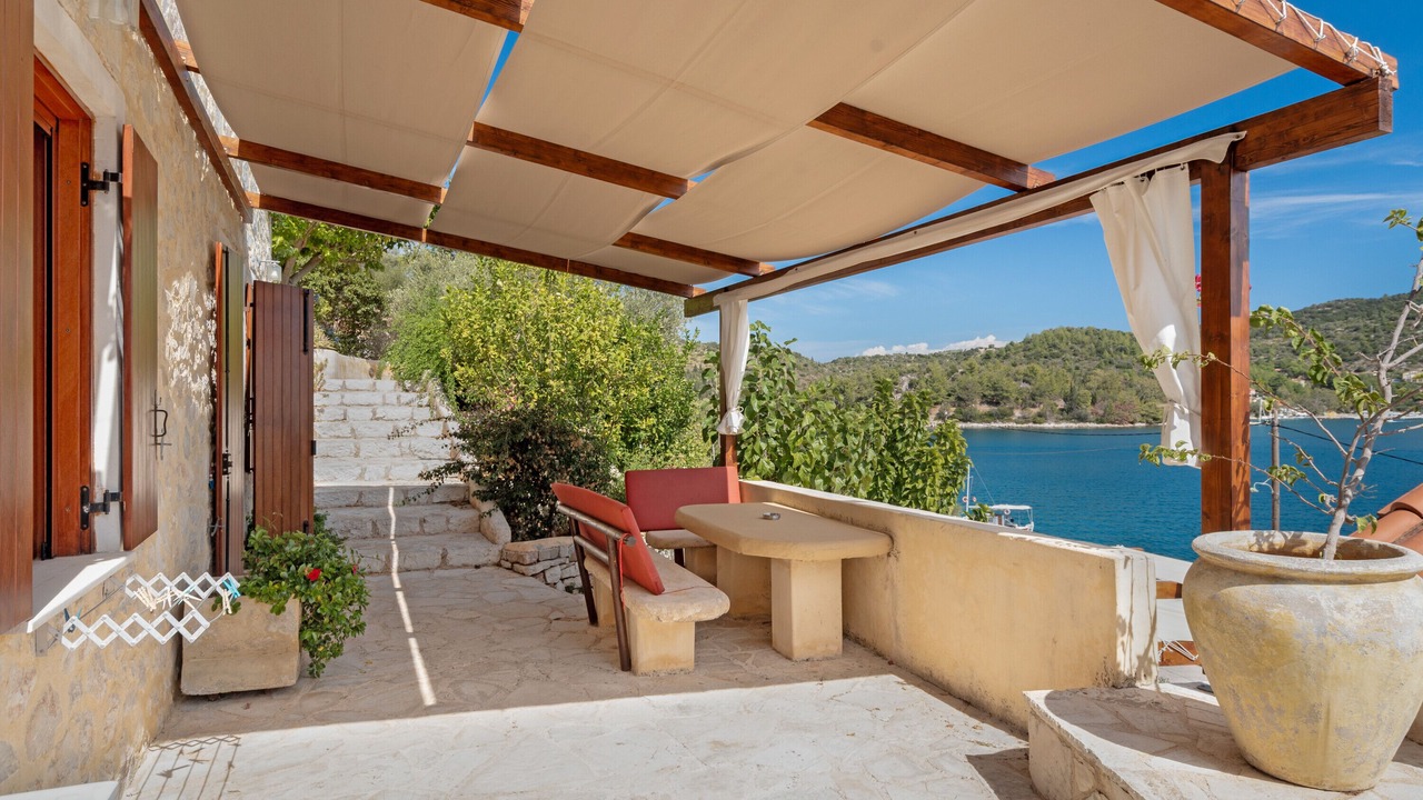 Photo of Patio Balcony in Vathy