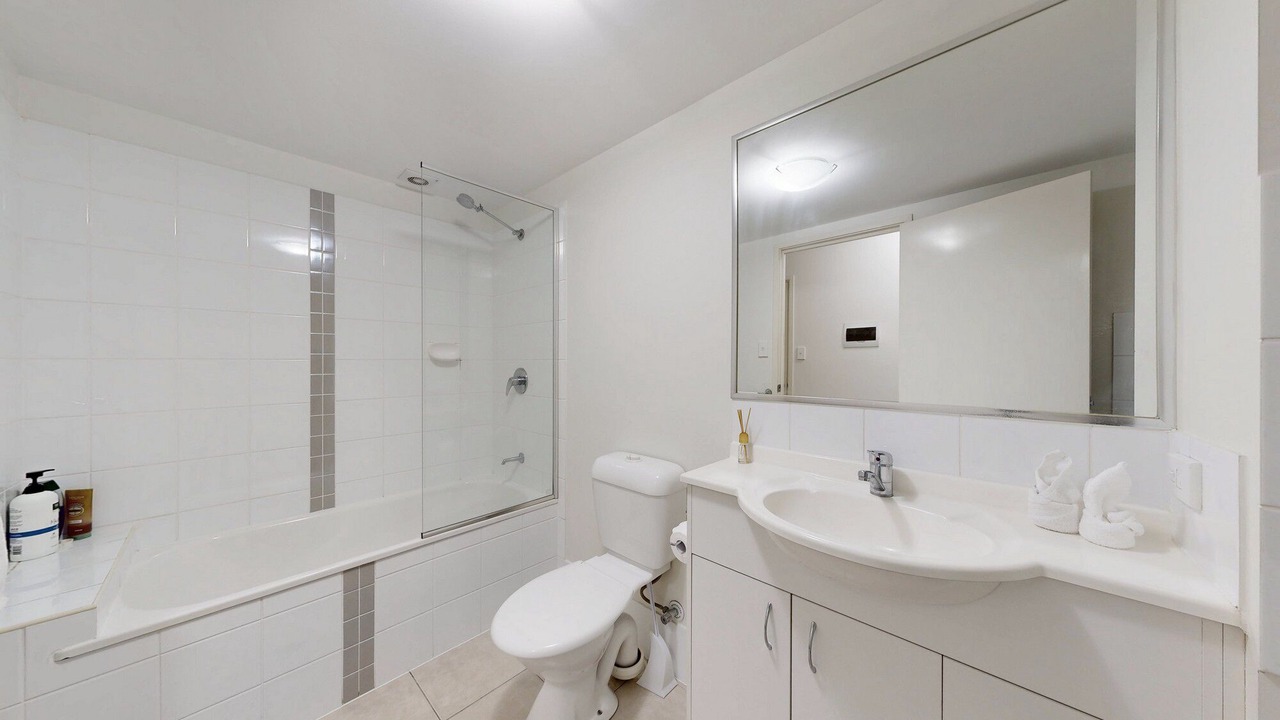 Photo of Bathroom in North Lakes