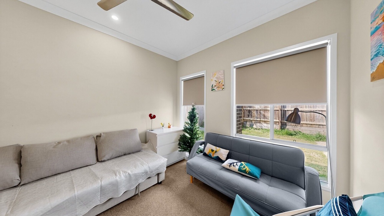 Photo of Livingroom in Loganlea