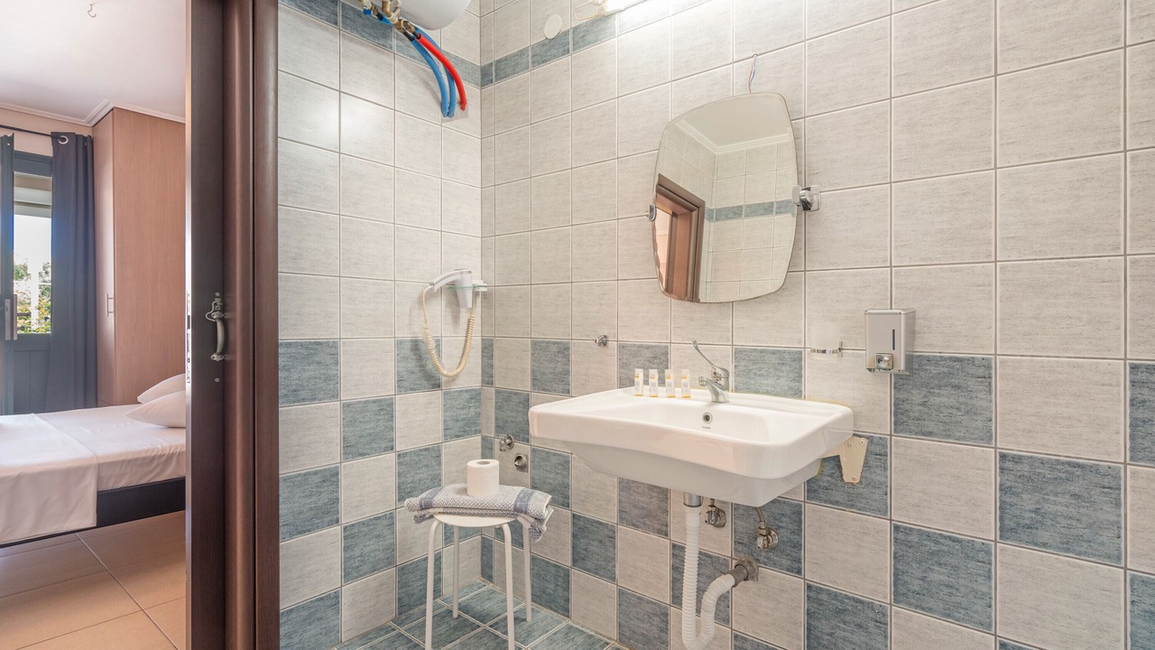 Photo of Bathroom in Kalligoni