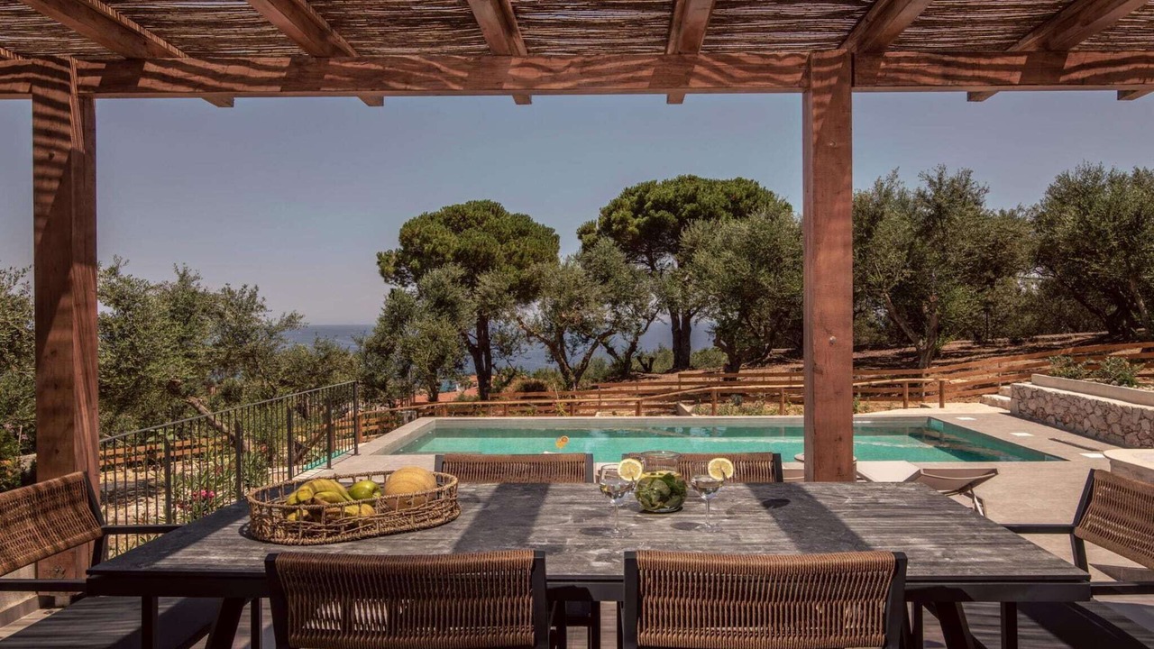 Photo of Patio Balcony in Vasilikos