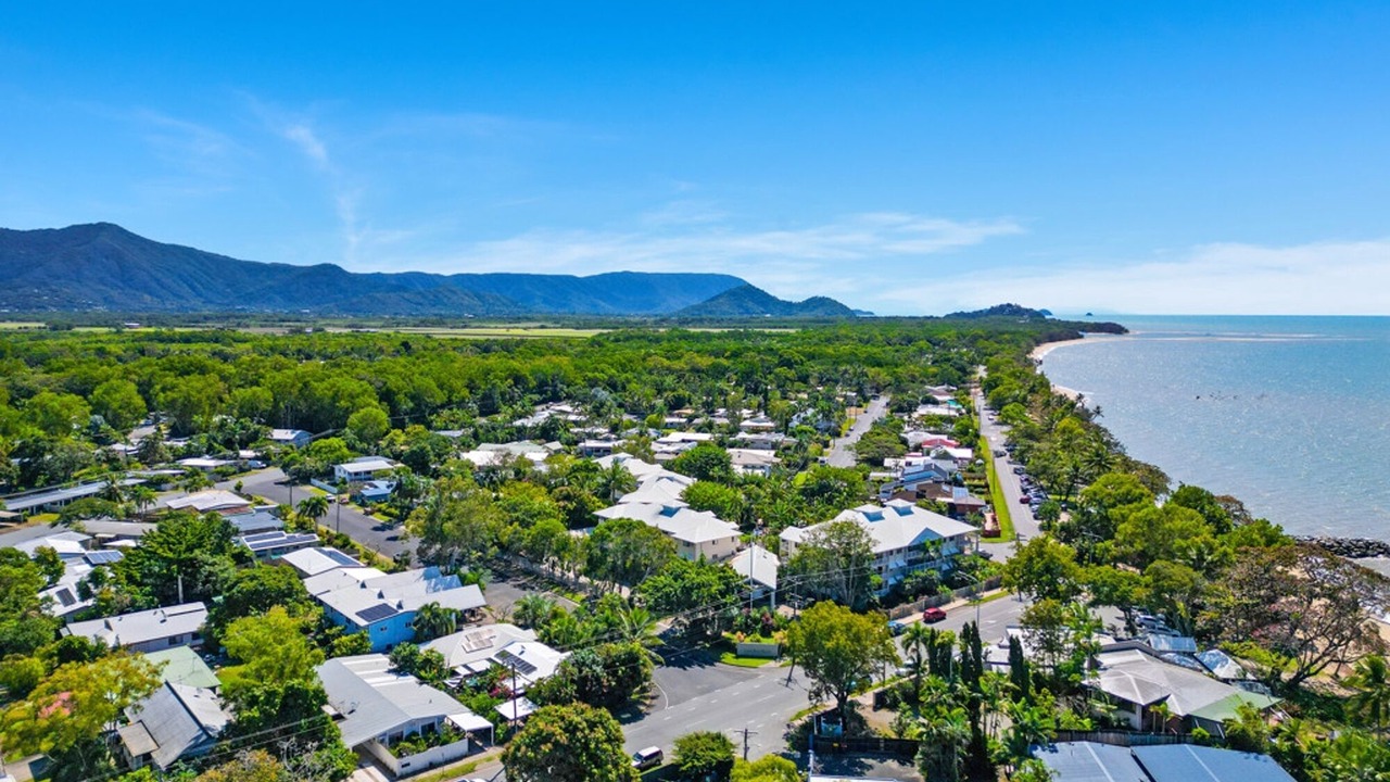 Photo of Outdoor in Holloways Beach