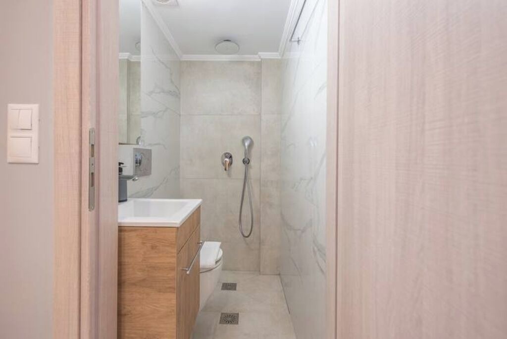 Photo of Bathroom in Tavros