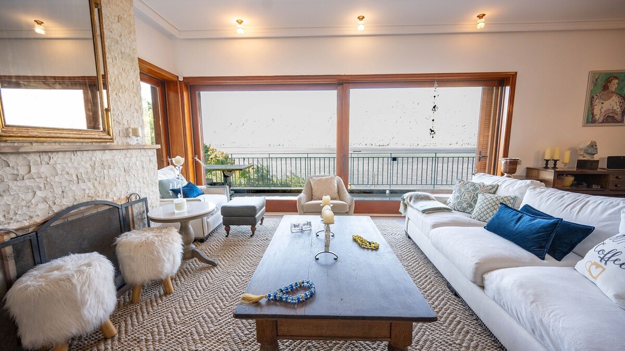 Photo of Livingroom in Limni Vouliagmenis