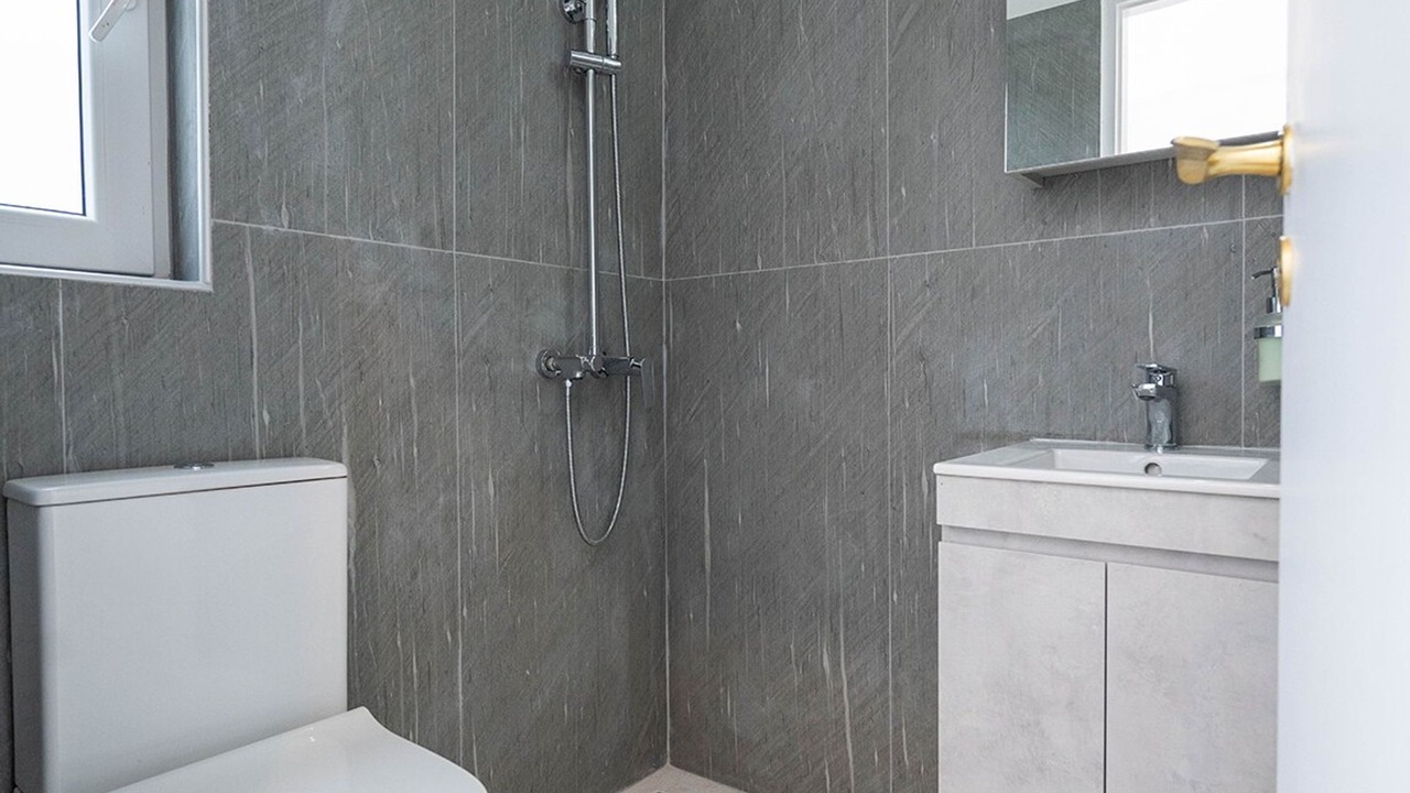 Photo of Bathroom in Limni Vouliagmenis