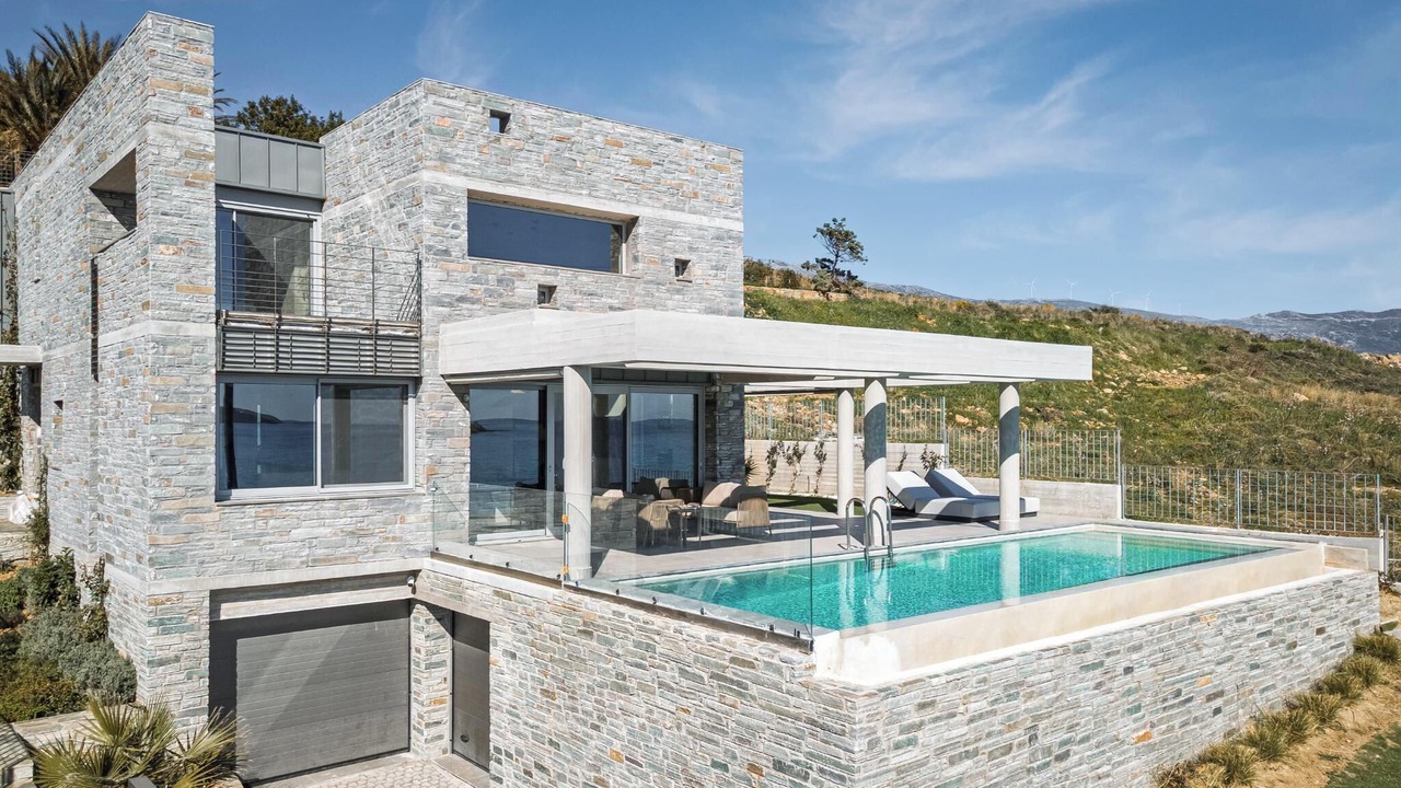 Photo of Outdoor in Karystos