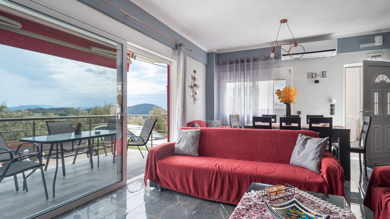 Photo of Livingroom in Sivros