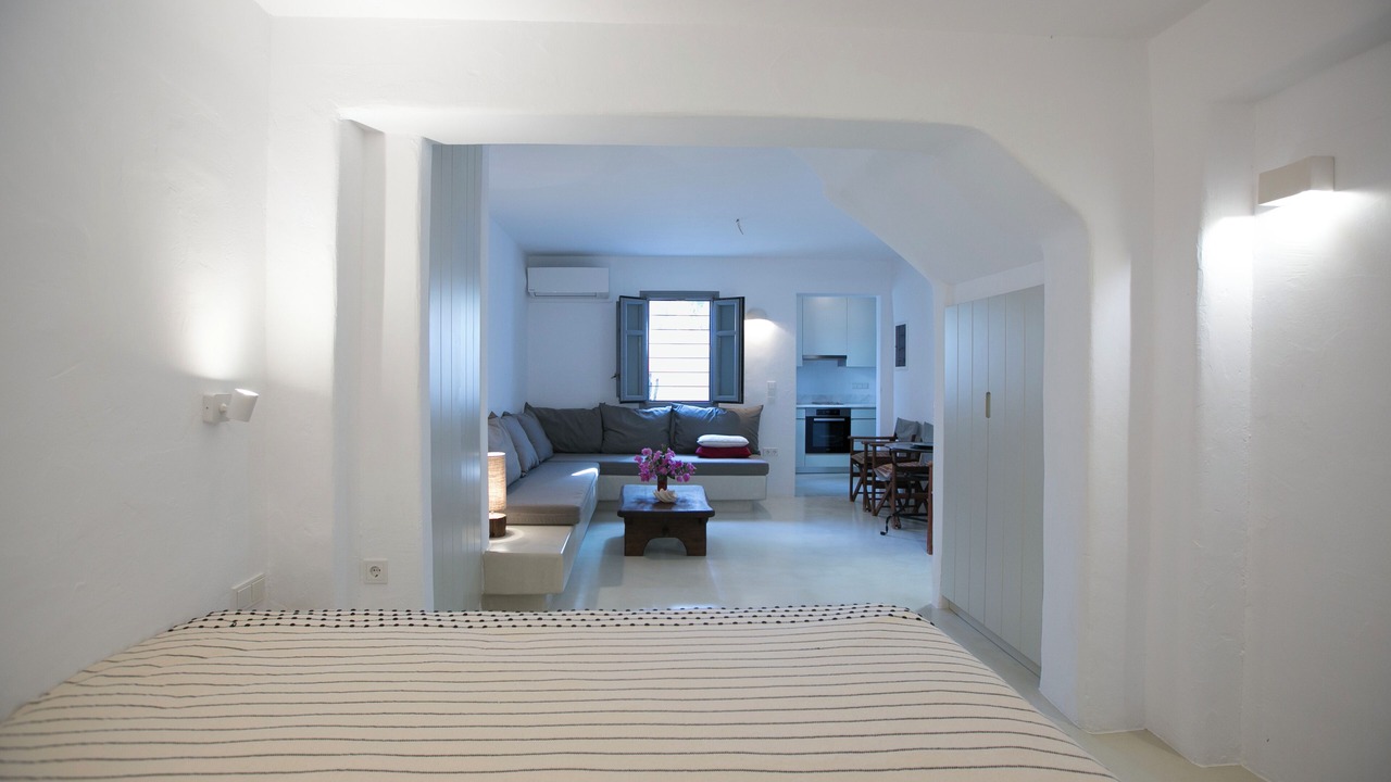 Photo of Bedroom in Drios
