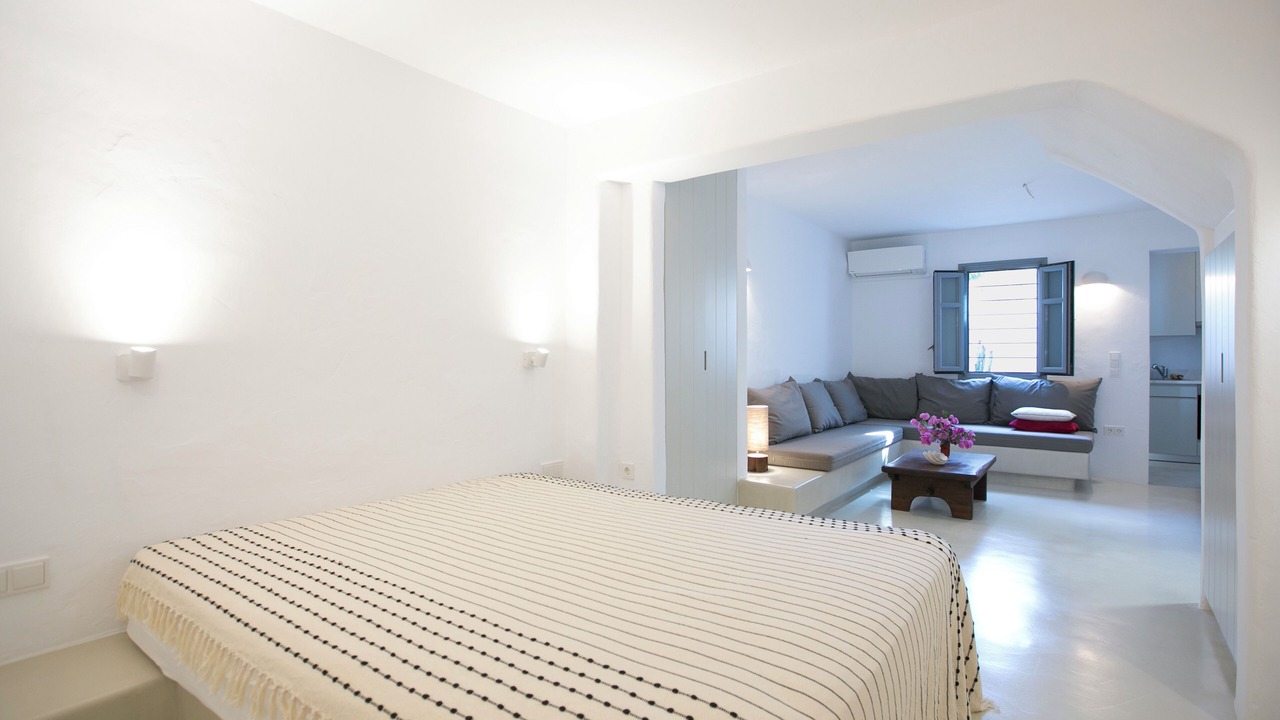 Photo of Bedroom in Drios
