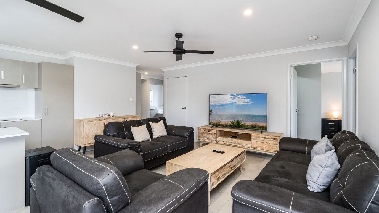 Photo of Livingroom in Eli Waters