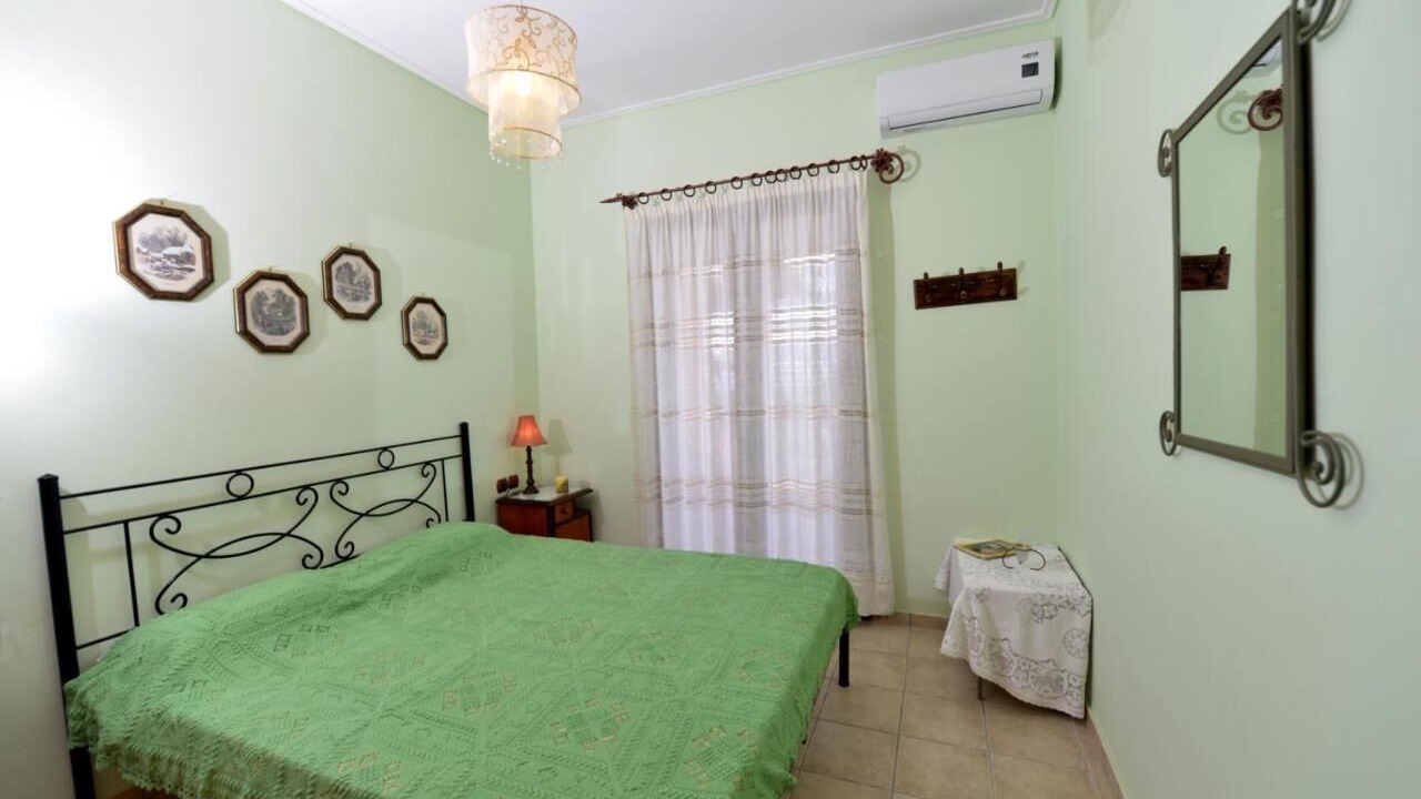 Photo of Bedroom in Psarou